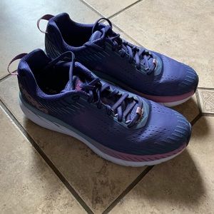 HOKA Clifton 5 women’s shoe